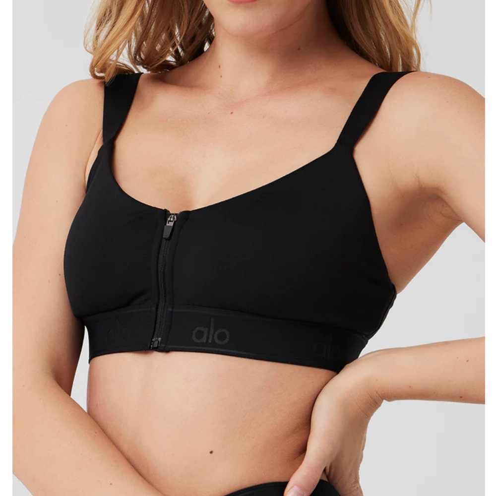 ALO soft Molded Showcase Bra